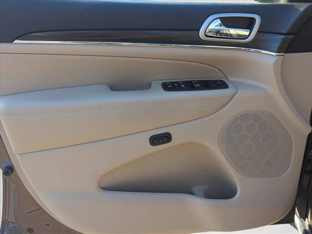 Used 2019 Jeep Grand Cherokee Limited w/ Luxury Group II AWD/4WD image 8