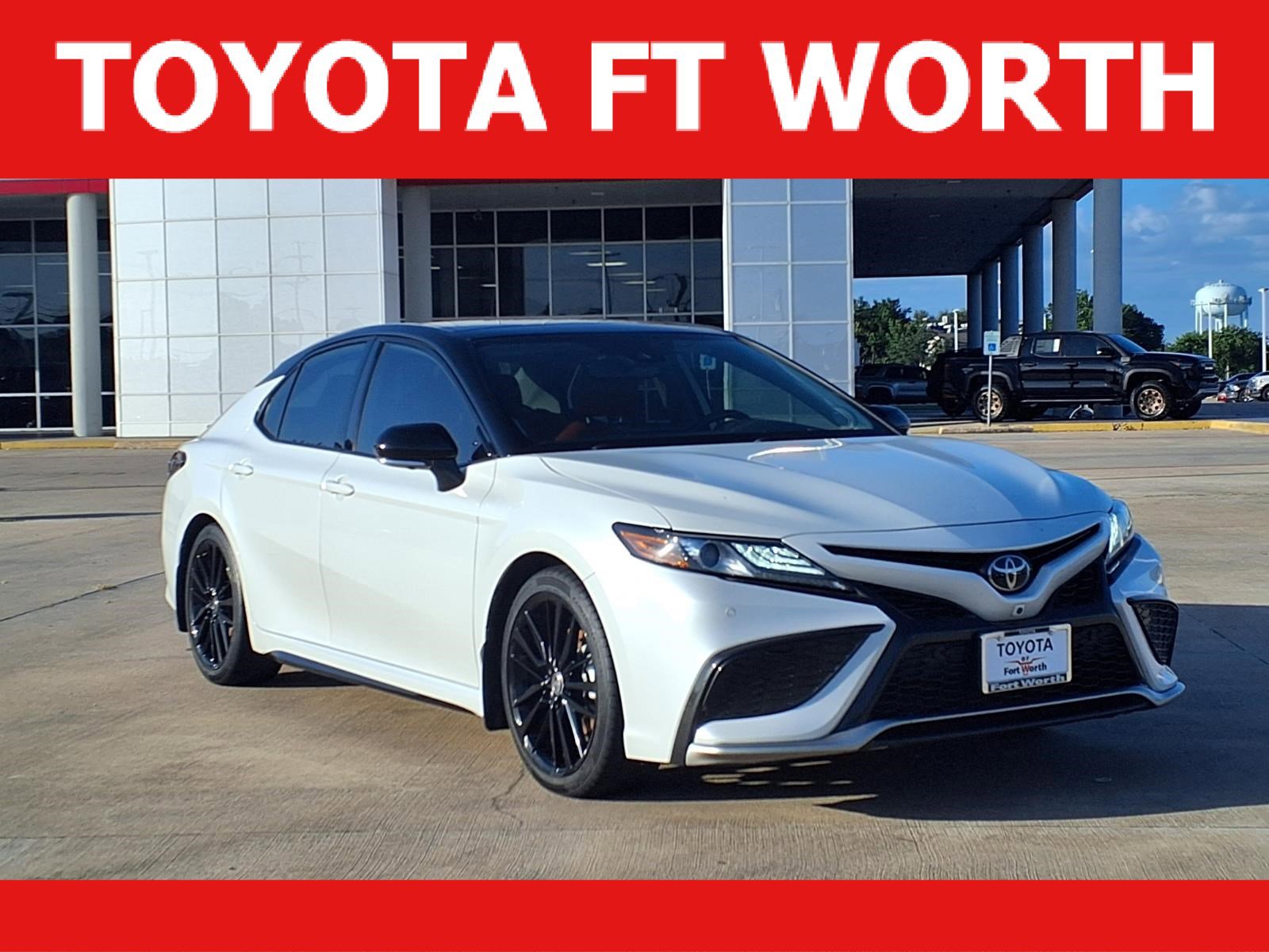 Used 2023 Toyota Camry XSE w/ Navigation Package FWD video 1