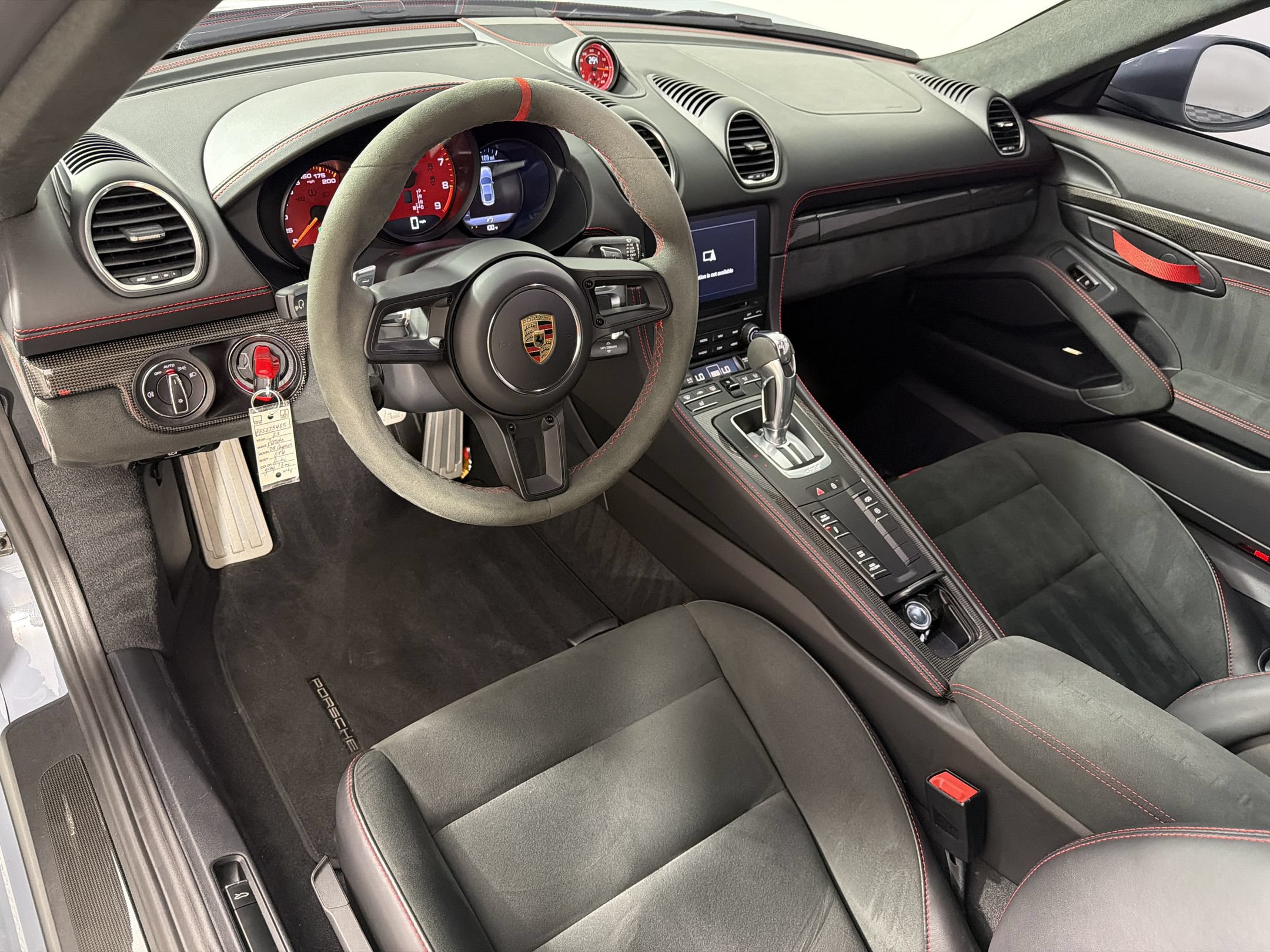 Certified 2023 Porsche 718 Cayman GT4 RWD image 25