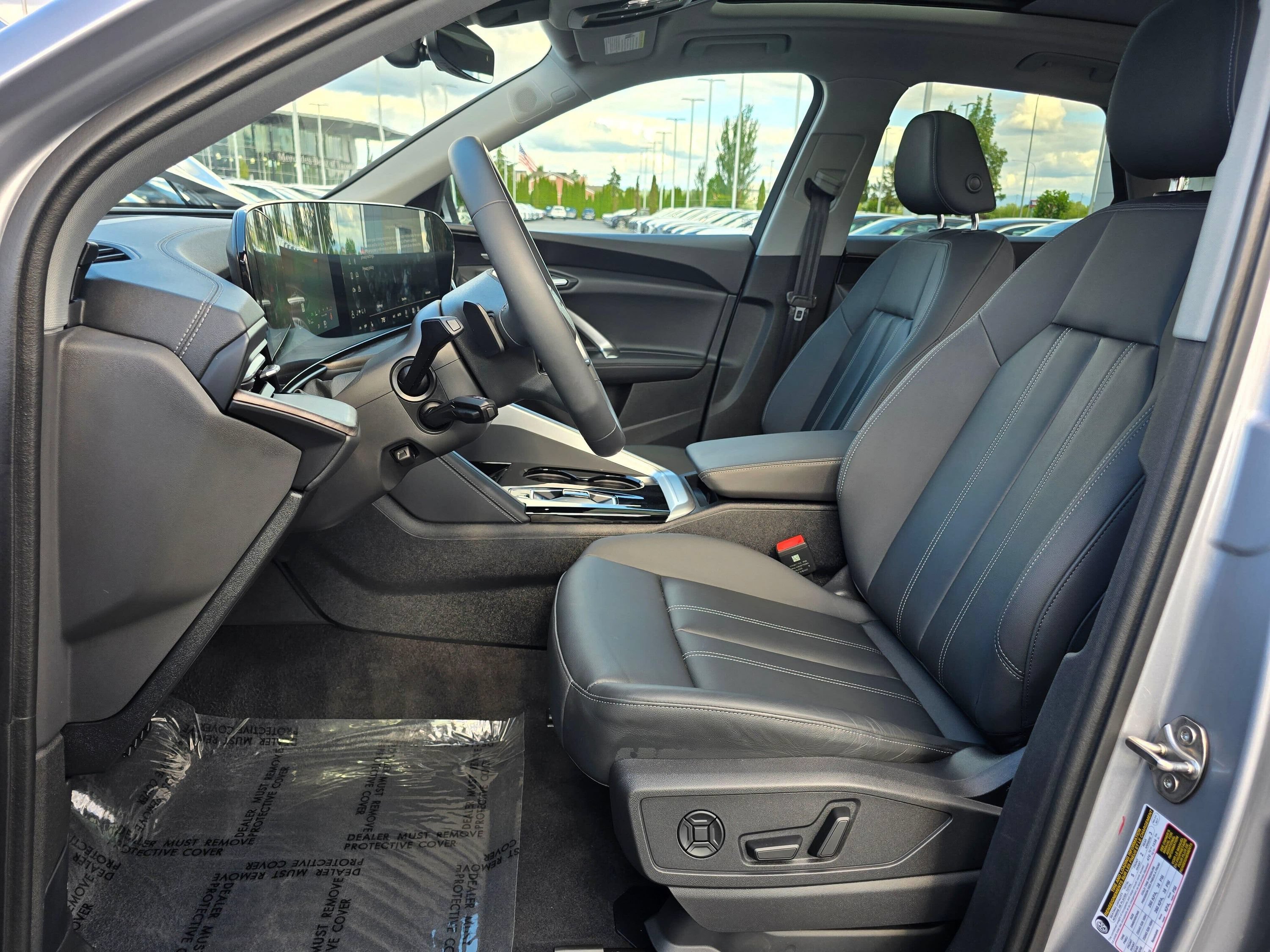 Used 2020 Audi Q8 Prestige w/ Prestige Package AWD/4WD image 12