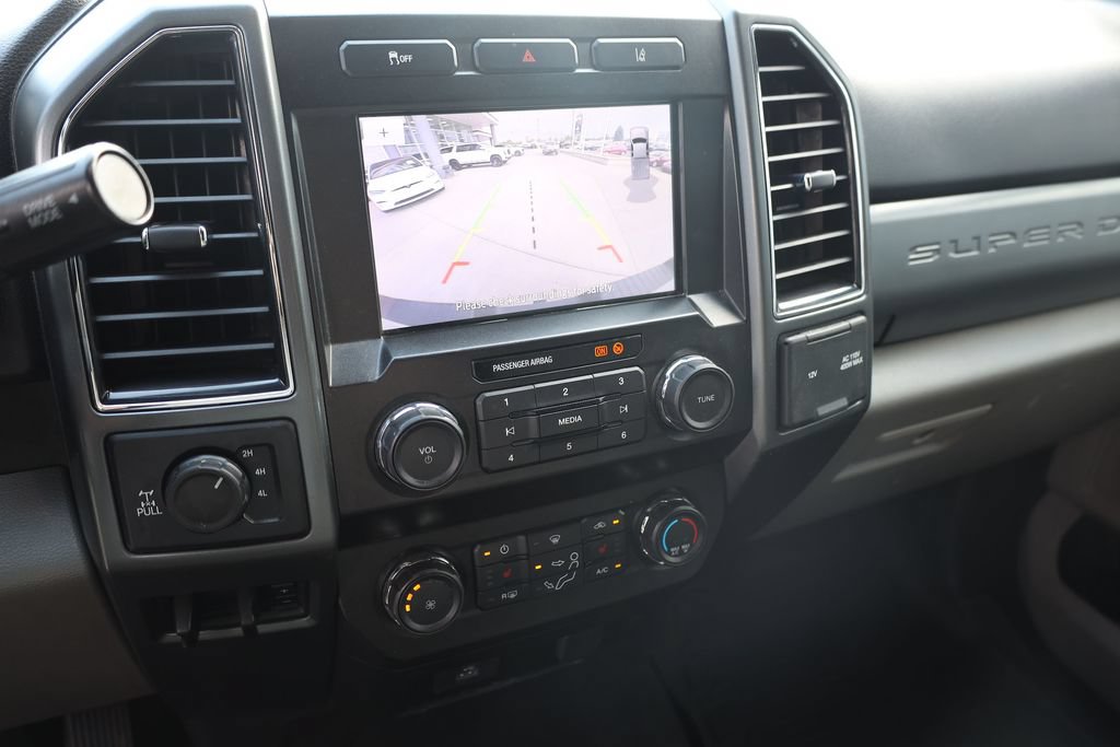 Used 2020 Ford F350 XLT w/ XLT Premium Package AWD/4WD image 15