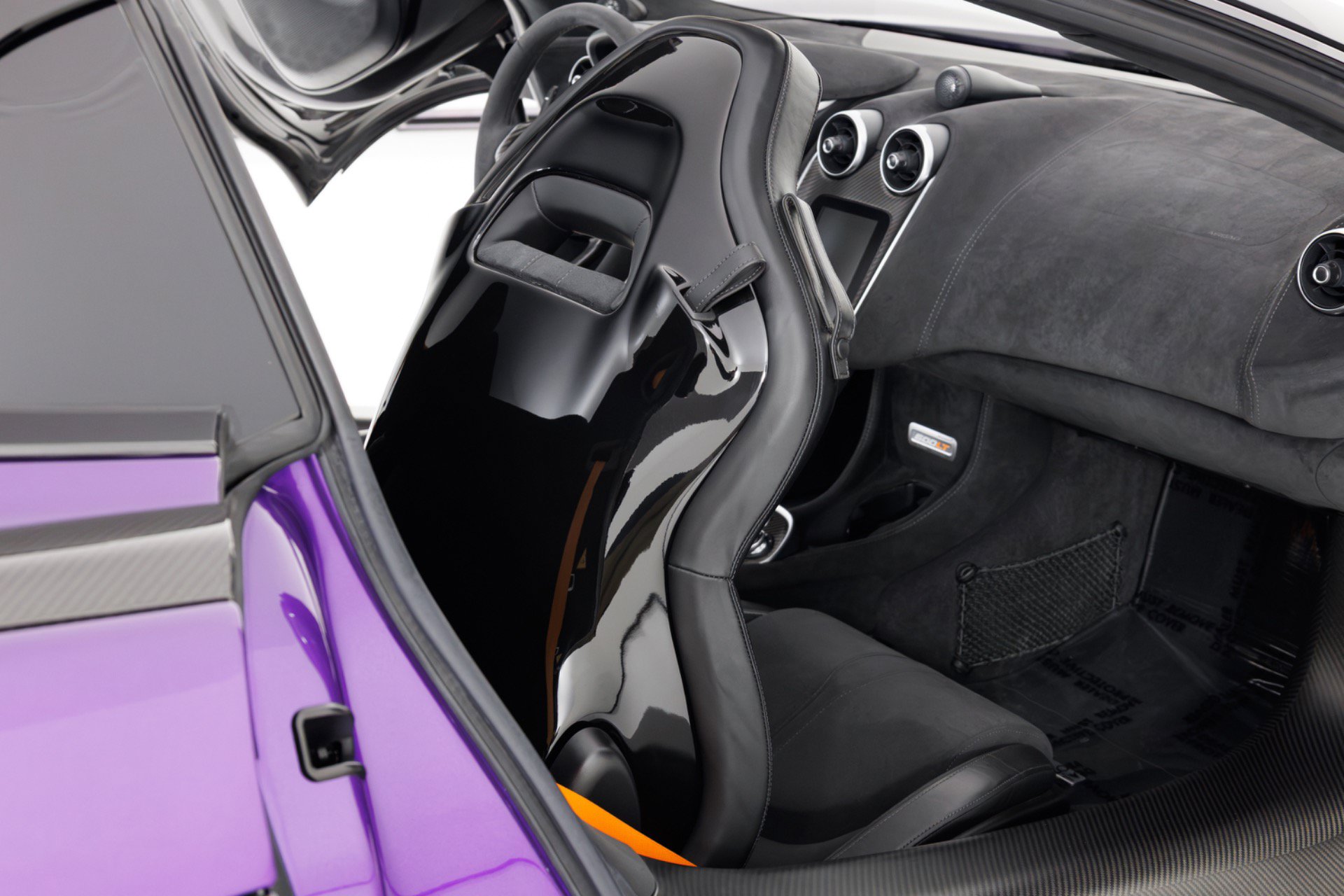 Used 2020 McLaren 600LT Spider RWD image 50