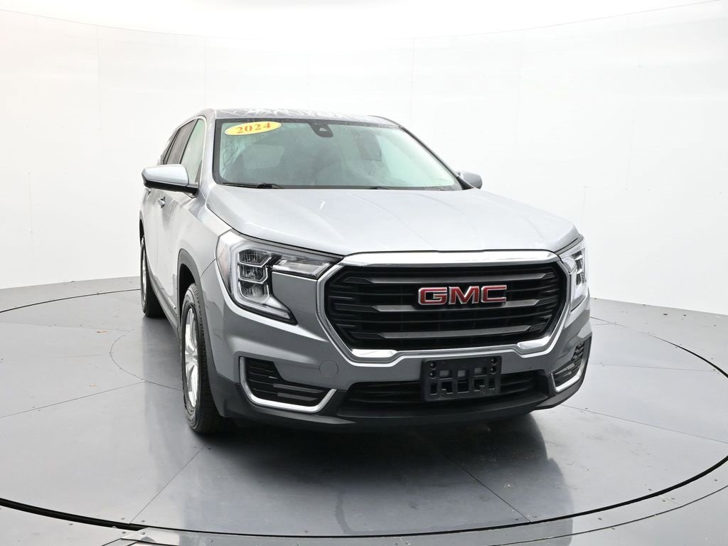 Used 2024 GMC Terrain SLE
