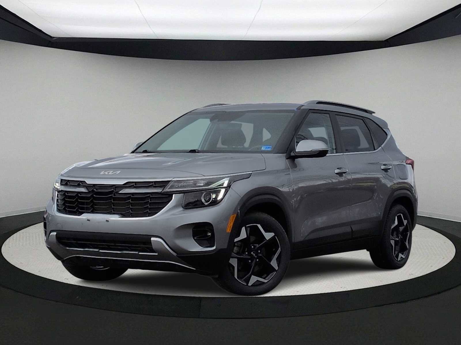 Used 2024 Kia Seltos EX image 1