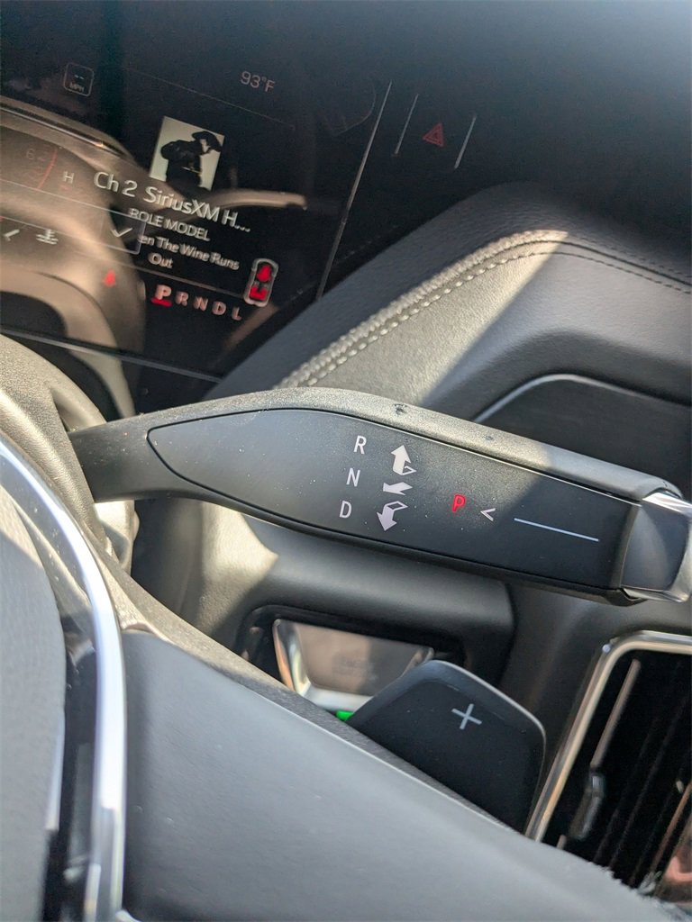 New 2025 GMC Yukon XL Denali w/ Sun & Power Step Package image 16