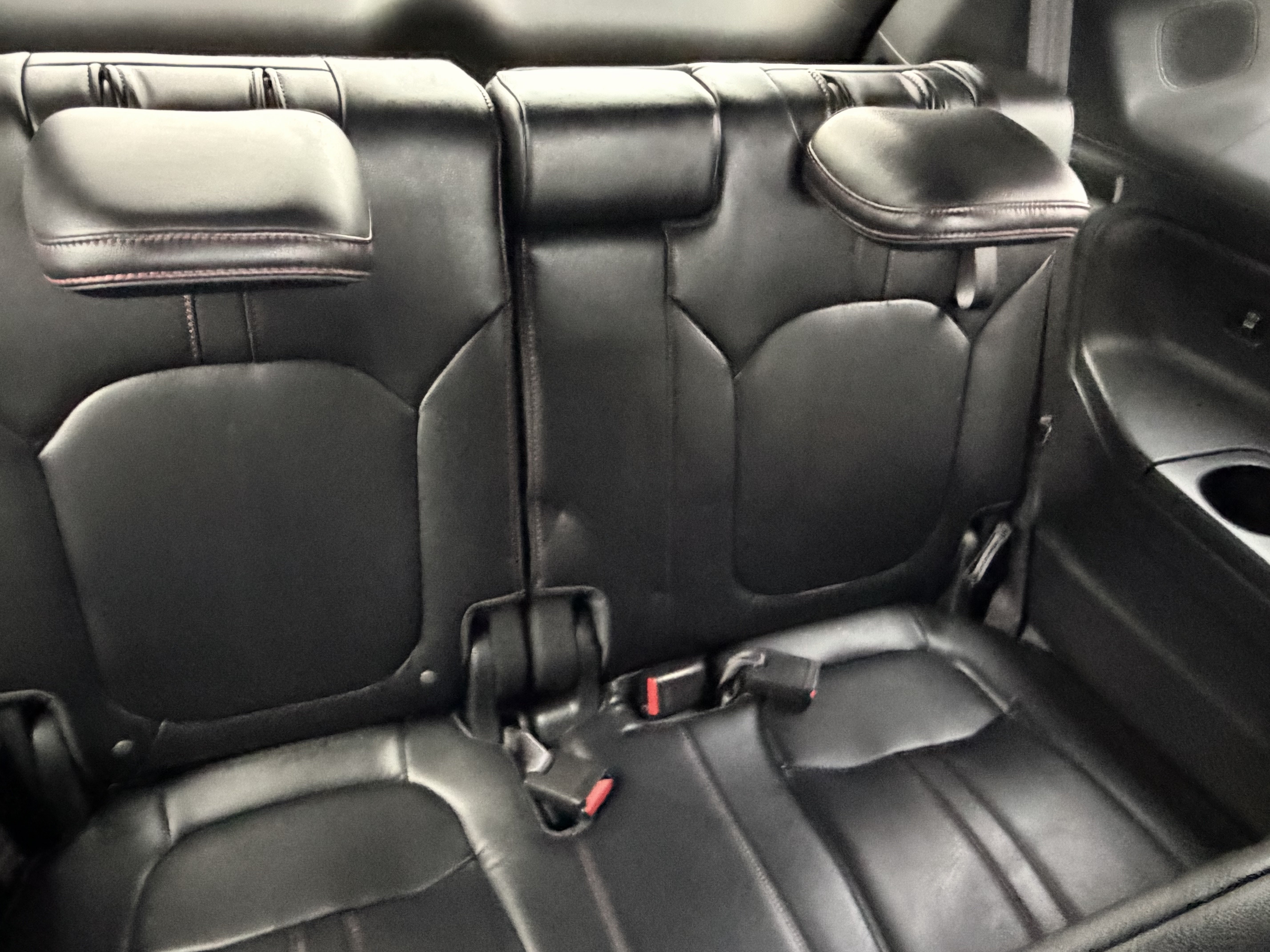 Used 2025 Honda Pilot Black Edition image 13