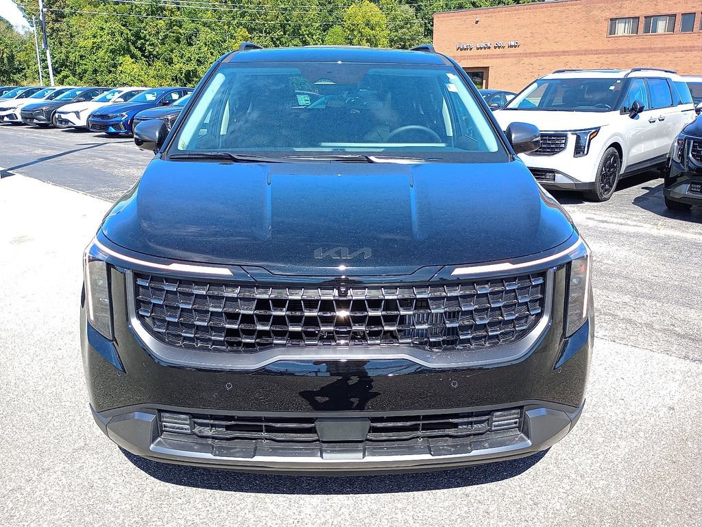 New 2026 Kia Carnival SX w/ SX Dark Edition Package image 3