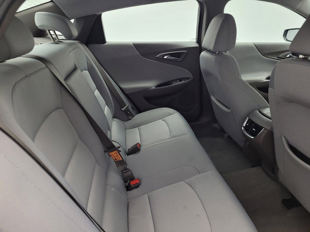 Used 2021 Chevrolet Malibu LT FWD image 19