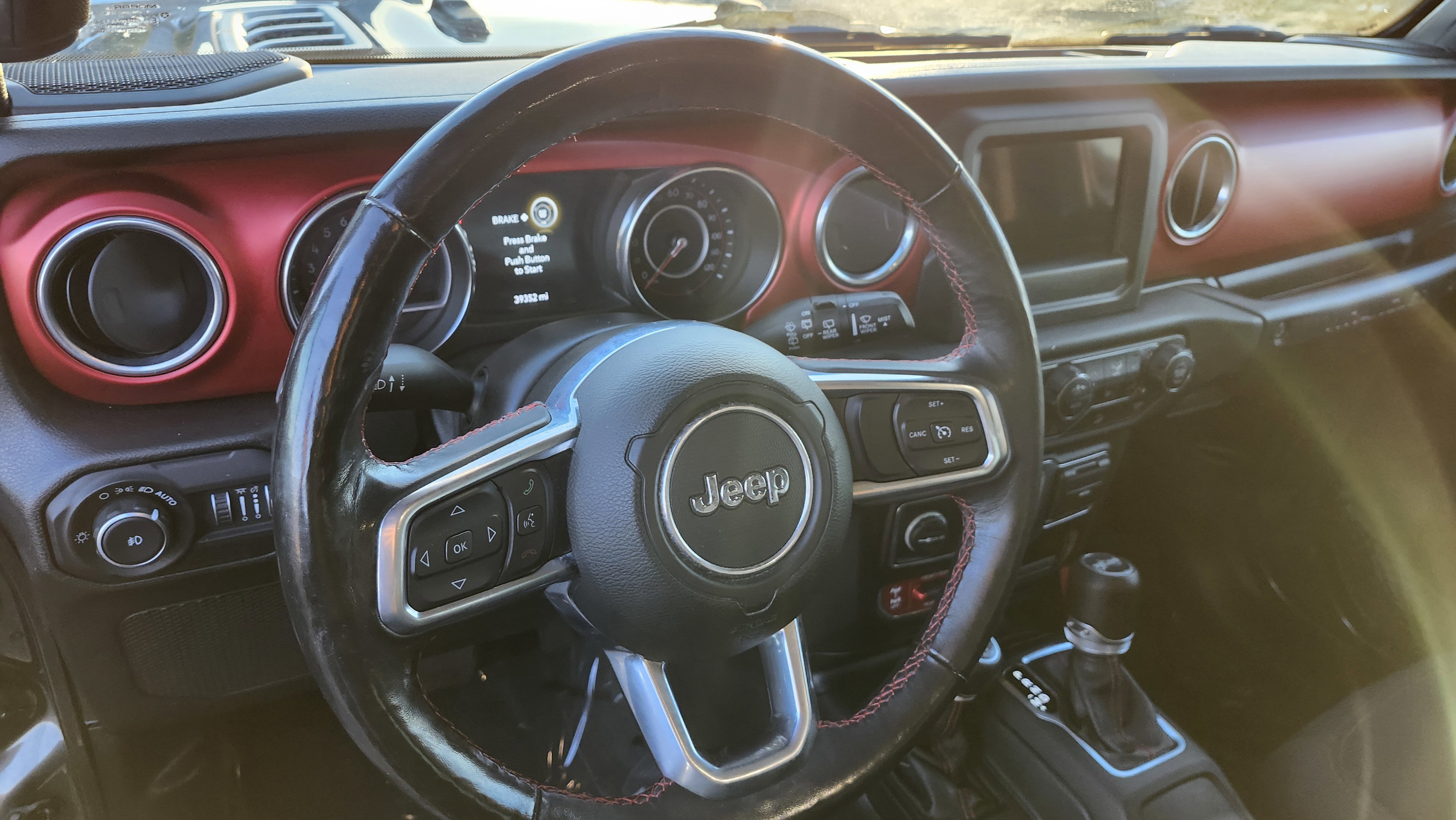 Used 2019 Jeep Wrangler Rubicon w/ Cold Weather Group image 19