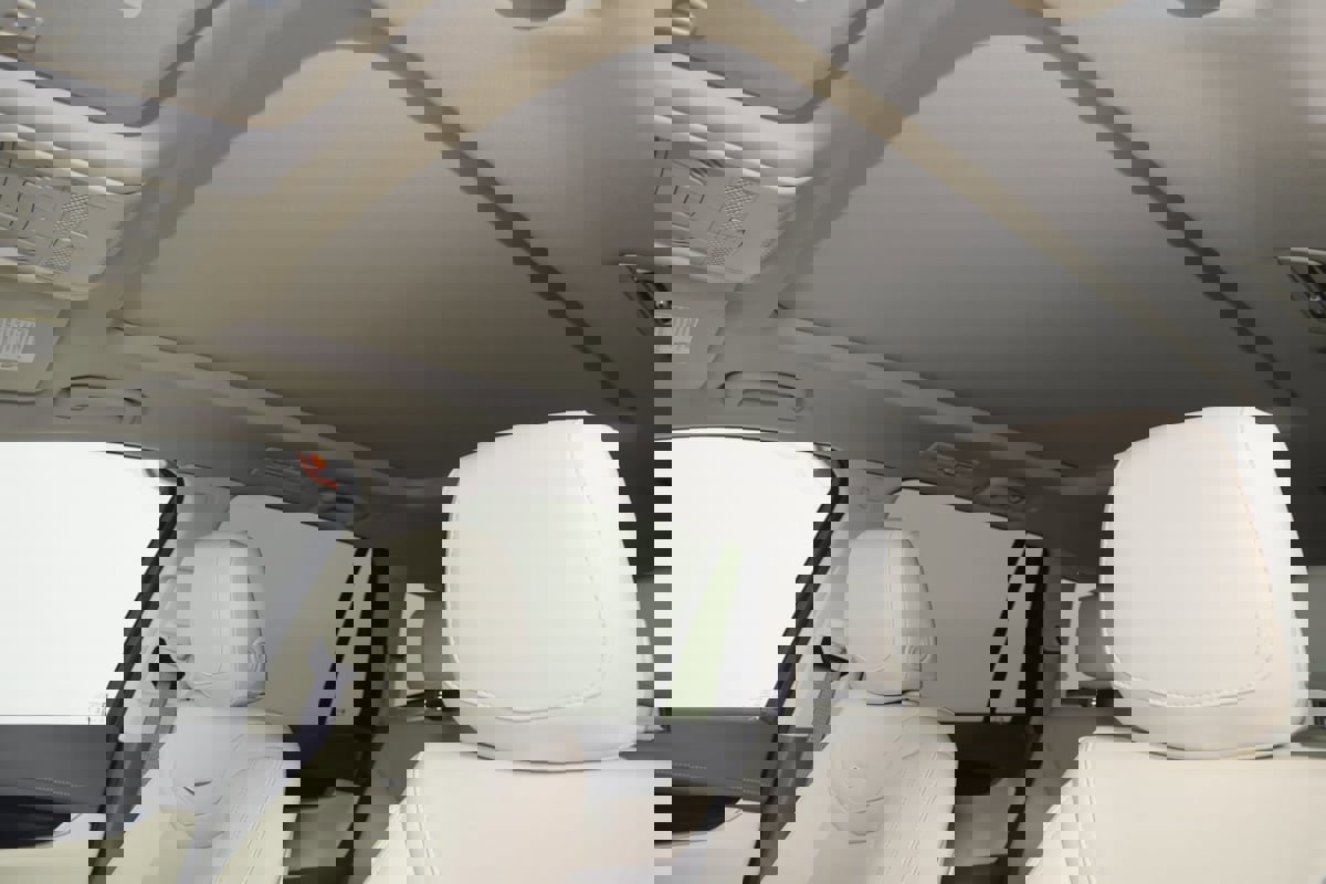 Used 2024 Cadillac XT6 Premium Luxury w/ Technology Package image 43