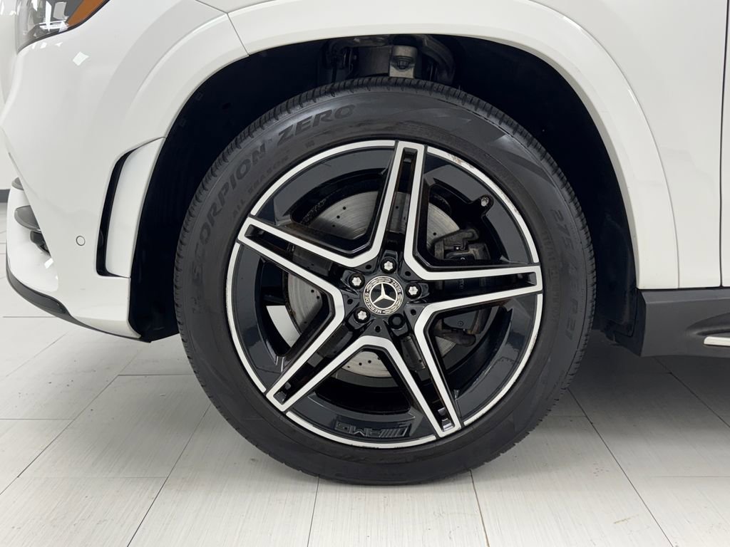 Used 2022 Mercedes-Benz GLS 450 4MATIC image 41