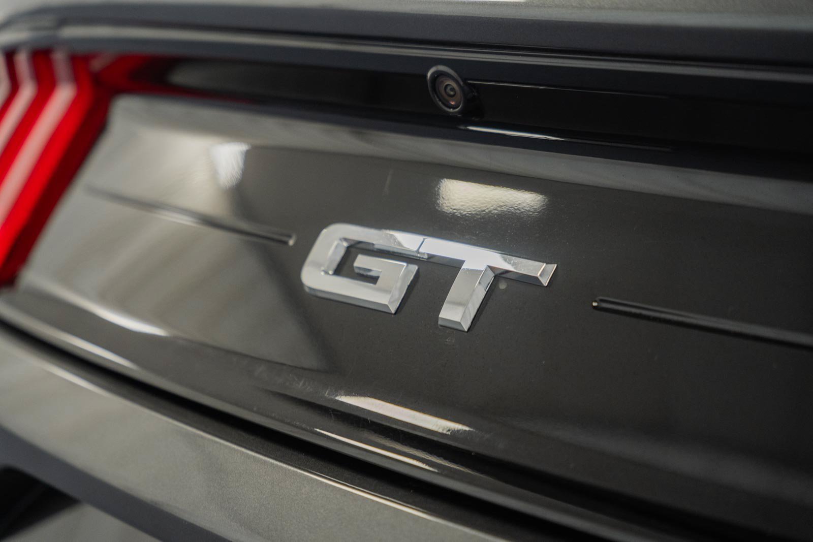 Used 2020 Ford Mustang GT Premium w/ GT Performance Package RWD image 9