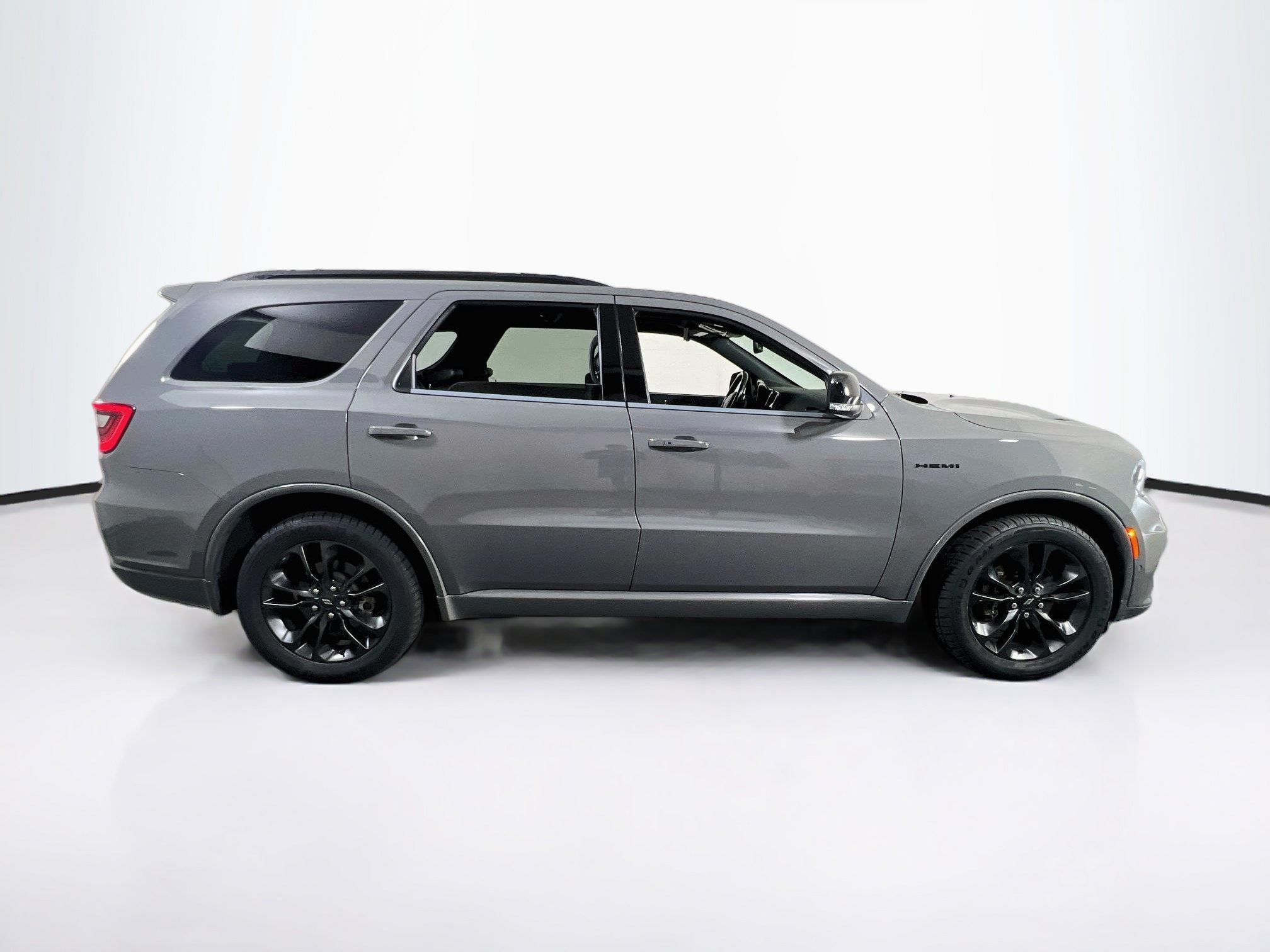 Used 2023 Dodge Durango R/T AWD/4WD image 4