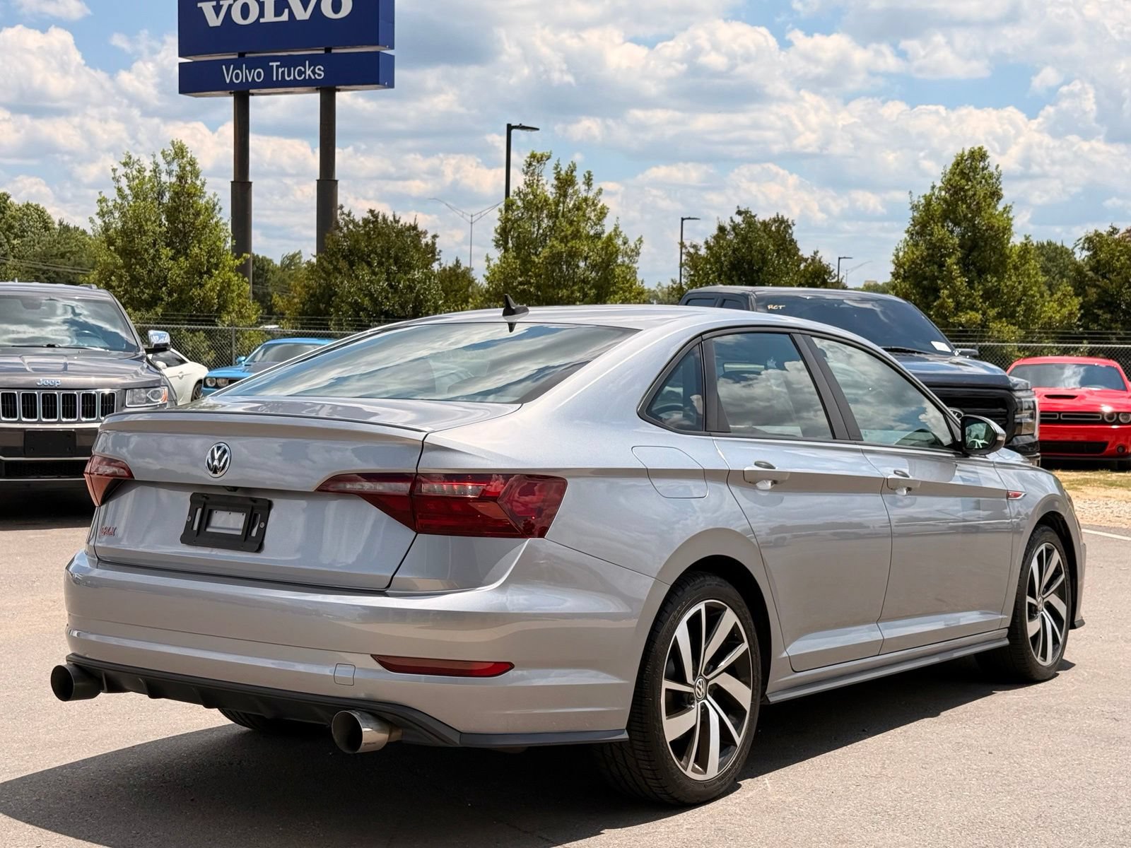Used 2021 Volkswagen Jetta GLI FWD image 12