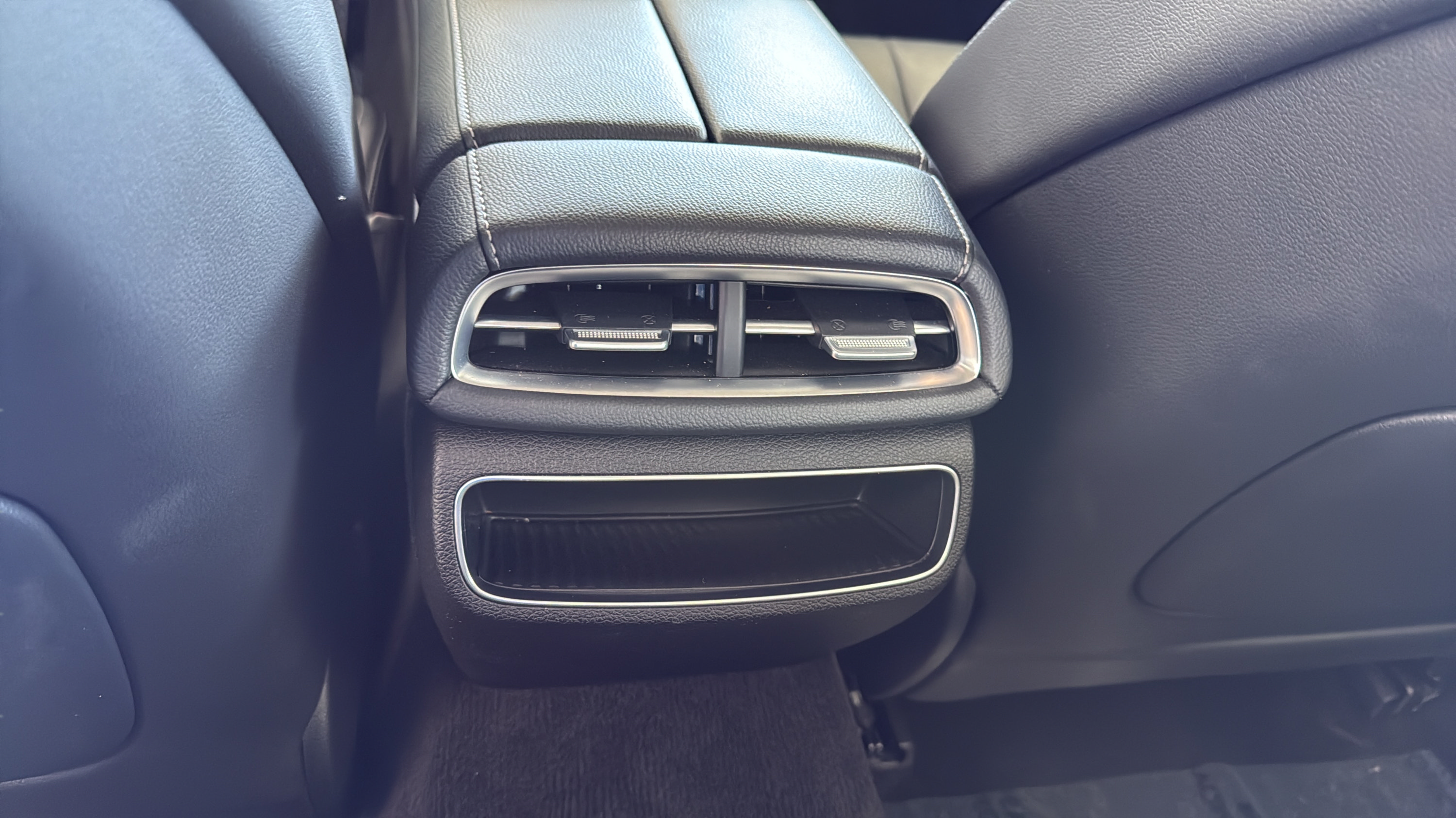 Used 2023 Genesis G80 2.5T RWD image 27