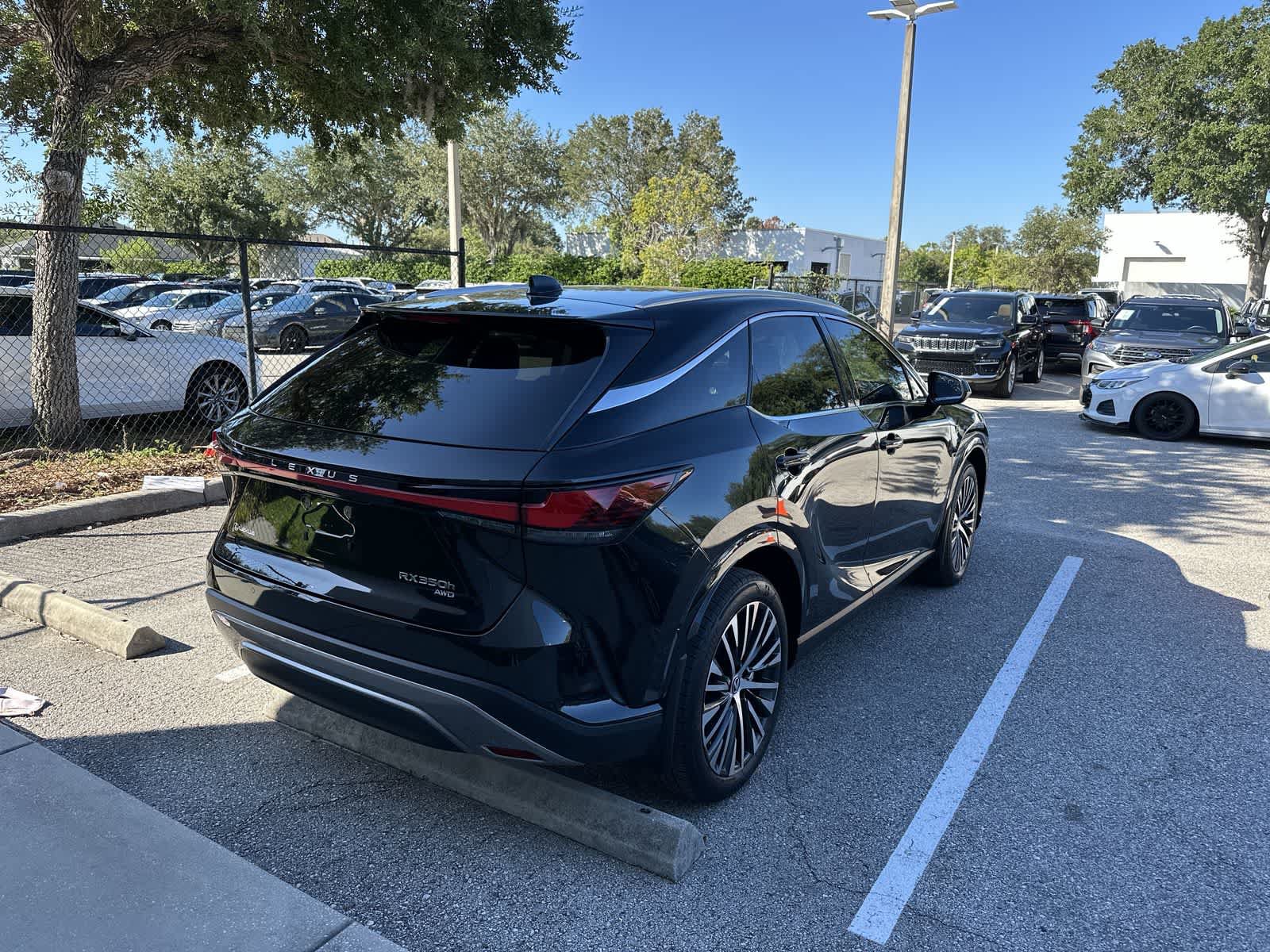 Used 2024 Lexus RX 350 w/ Convenience Package AWD/4WD image 8