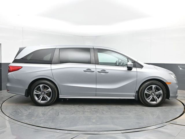 Used 2018 Honda Odyssey Touring image 11