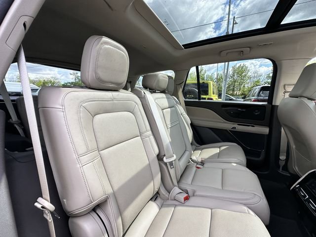 Certified 2024 Lincoln Aviator Reserve w/ Elements Package Plus image 38