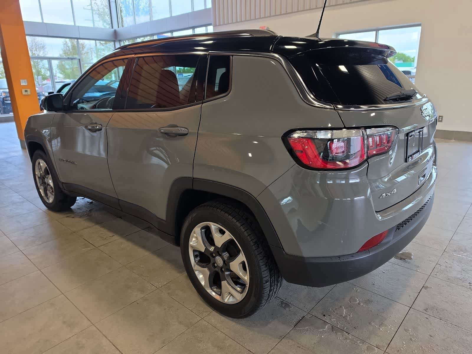Used 2019 Jeep Compass Limited AWD/4WD image 15