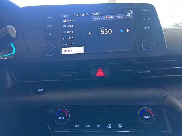 Certified 2025 Hyundai Elantra Sport image 10