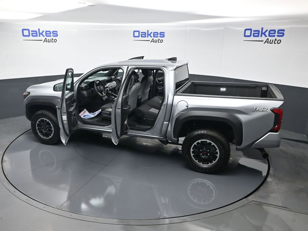 Used 2025 Toyota Tacoma TRD Off-Road image 59