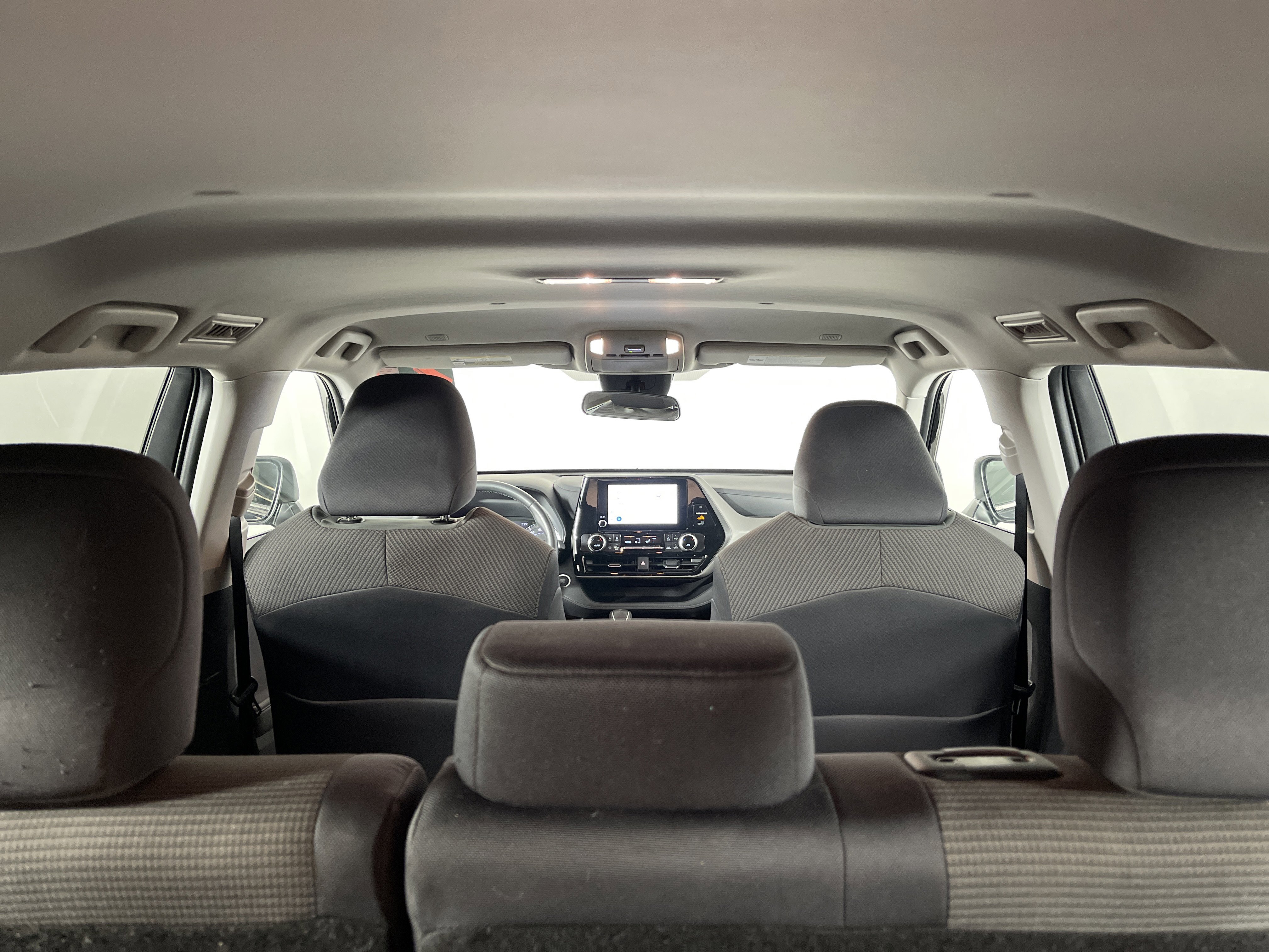 Used 2023 Toyota Highlander LE image 15