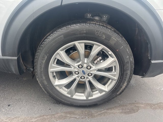 Used 2024 Ford Explorer Limited image 26