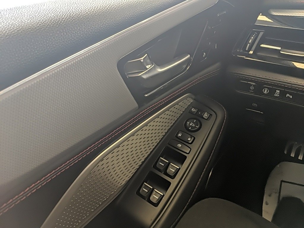 Used 2022 Acura MDX Type S image 35