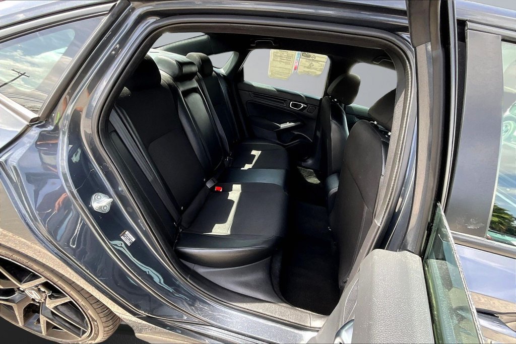 Used 2025 Honda Civic Sport image 26