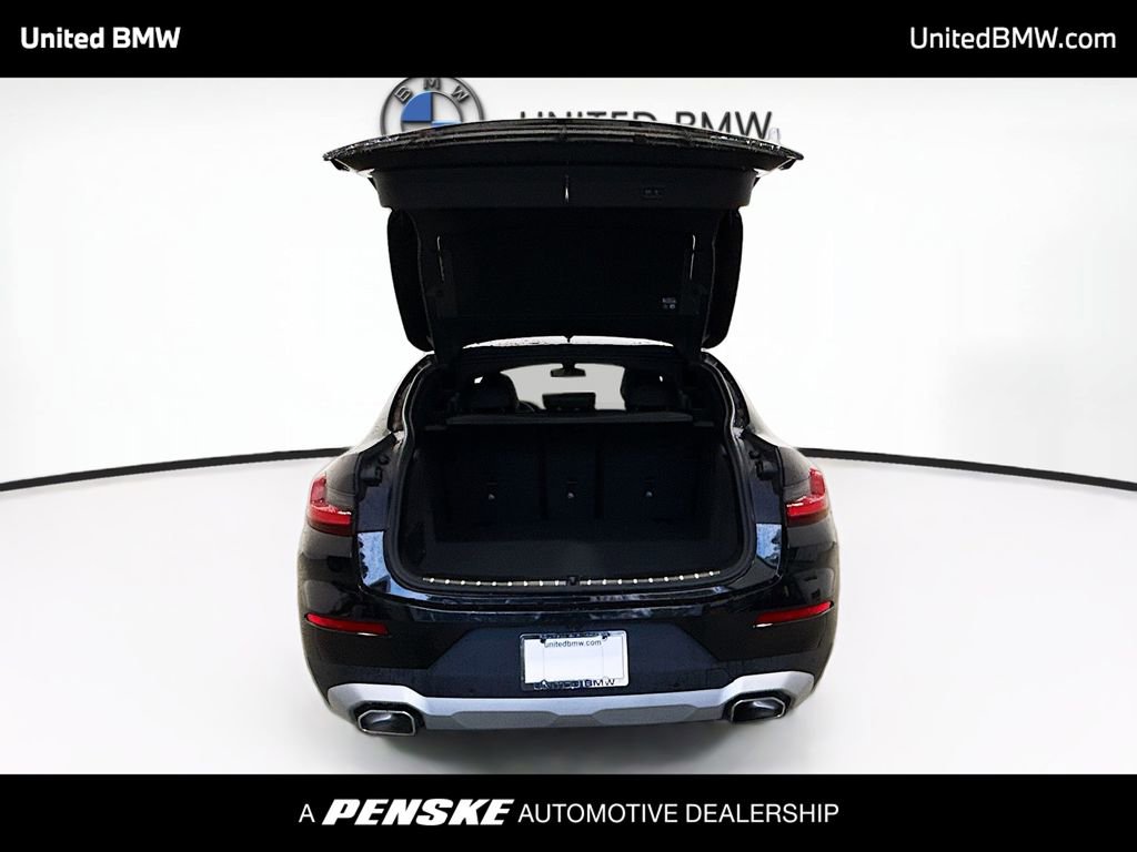 Used 2025 BMW X4 xDrive30i image 14