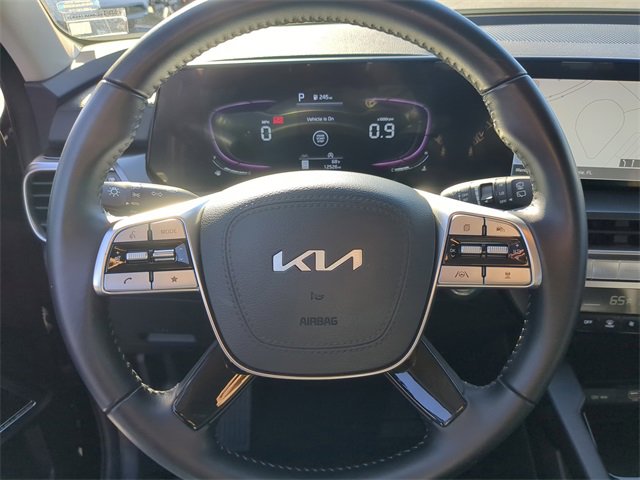 Used 2024 Kia Telluride LX image 31