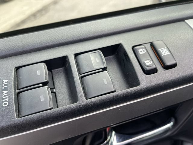 Used 2020 Toyota 4Runner SR5 AWD/4WD image 13