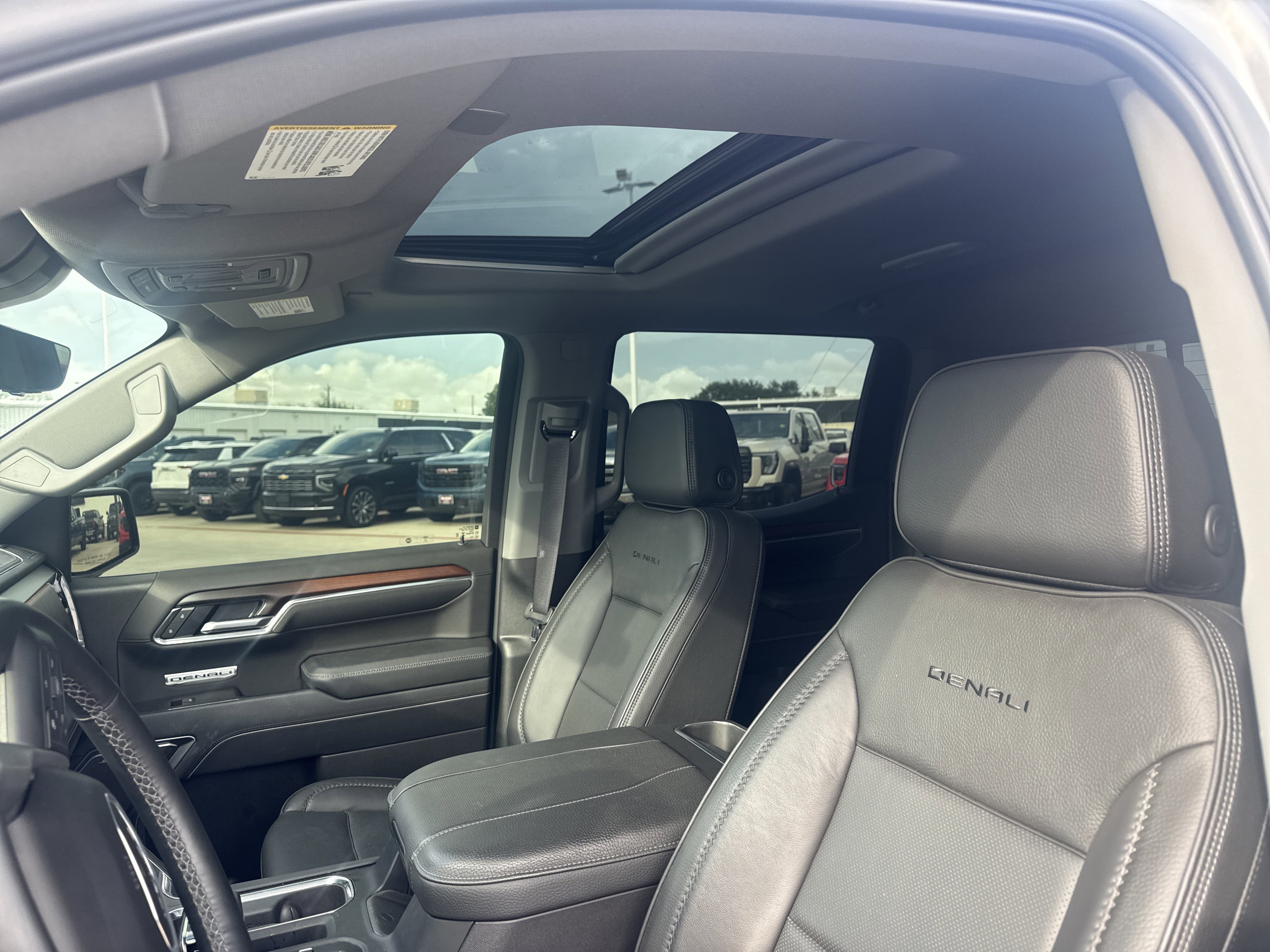 Used 2025 GMC Sierra 1500 Denali w/ Denali Reserve Package RWD image 6