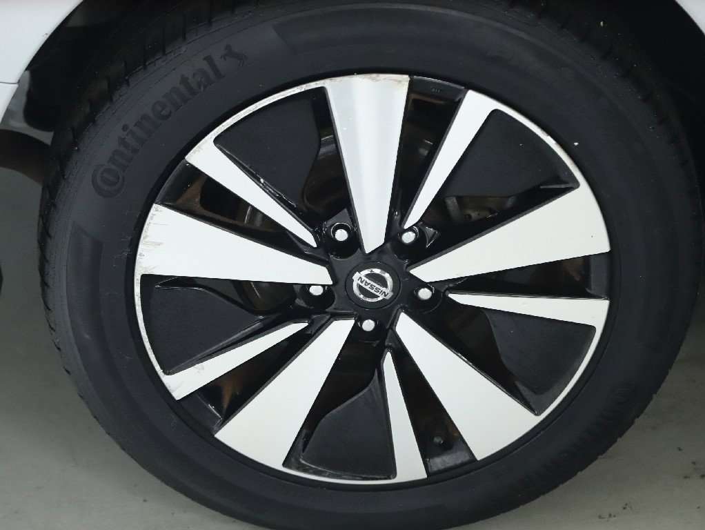 Used 2021 Nissan Altima 2.5 SV w/ SV Premium Package image 12