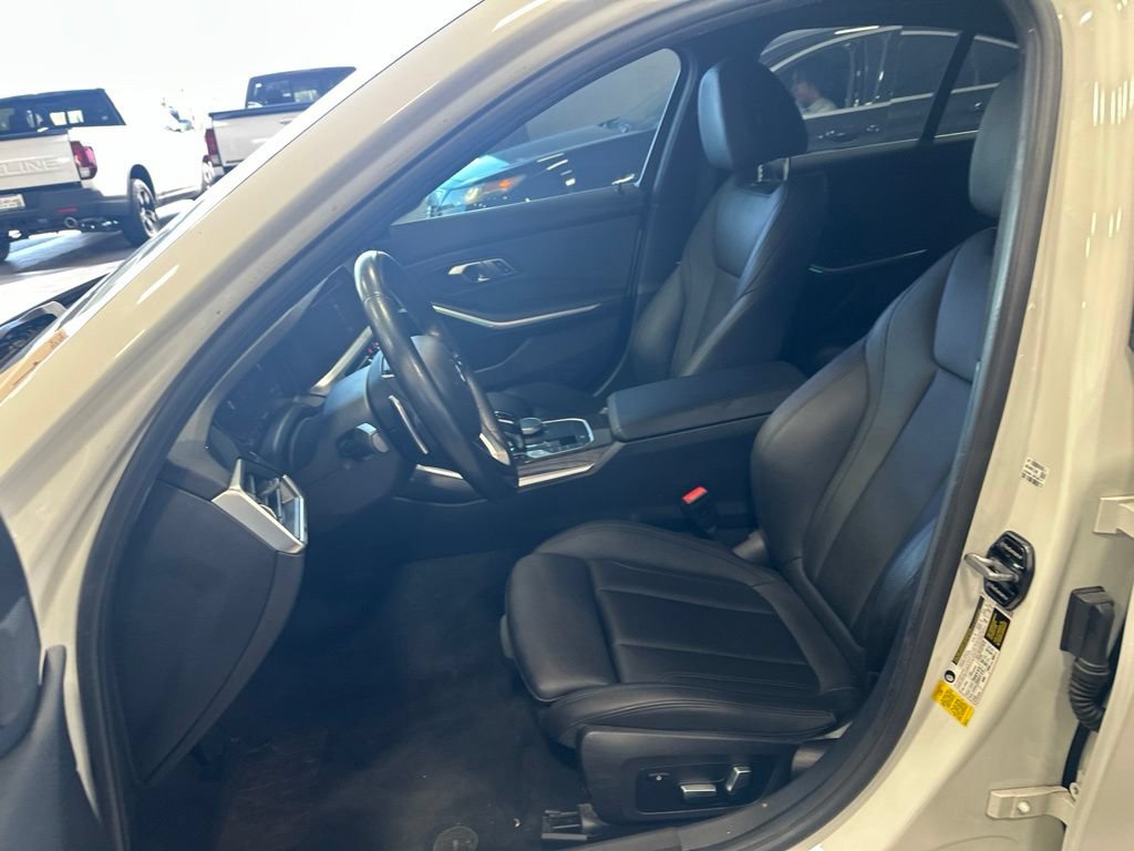 Used 2020 BMW 330i Sedan RWD image 12
