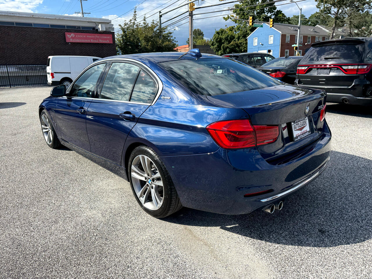 Used 2018 BMW 330e image 12