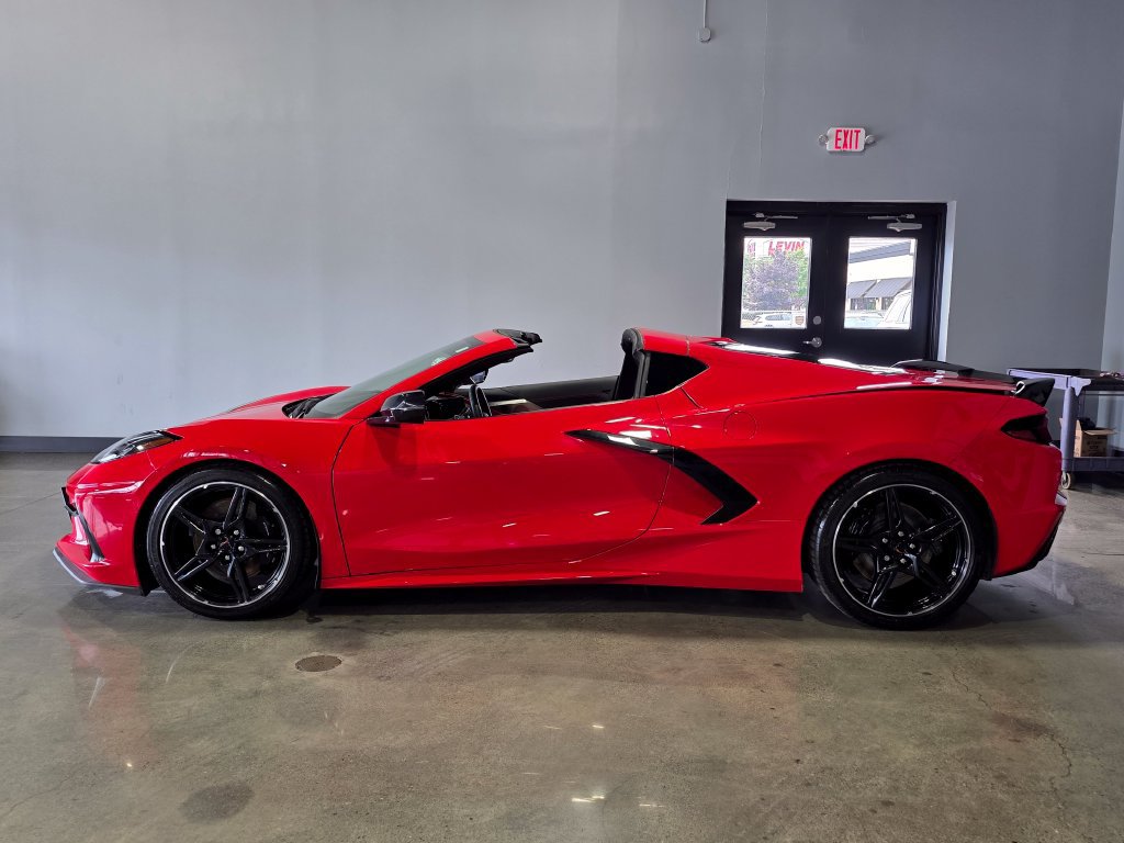 Used 2024 Chevrolet Corvette Stingray Preferred Cpe w/ Z51 Performance Package RWD image 10