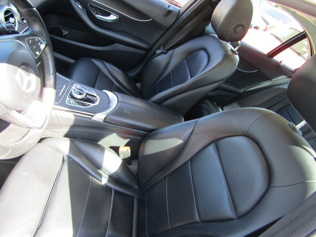 Used 2017 Mercedes-Benz C 300 Sedan image 9