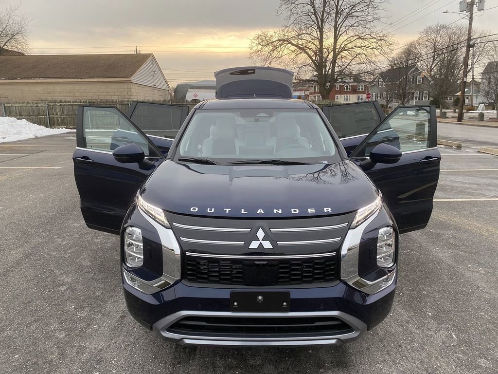 New 2026 Mitsubishi Outlander SE image 27
