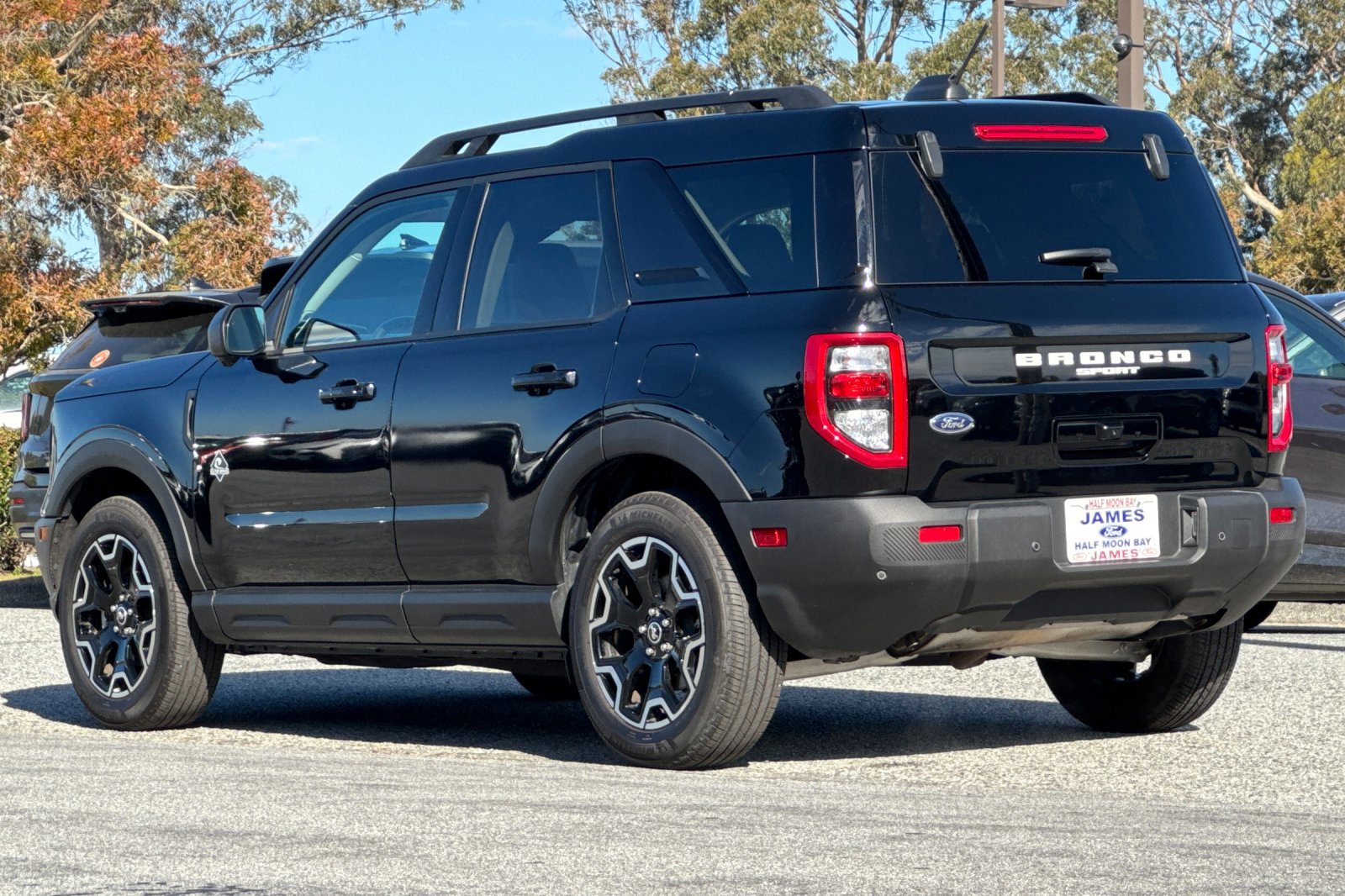 Used 2025 Ford Bronco Sport Outer Banks w/ Outer Banks Tech Package+ image 3