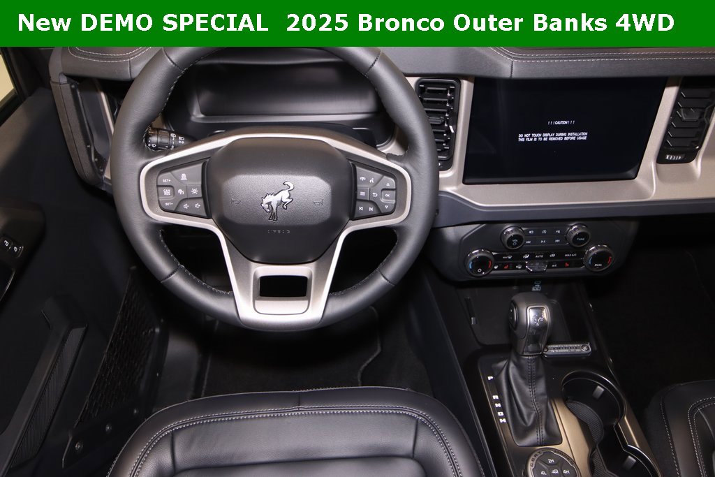 New 2025 Ford Bronco Outer Banks image 16