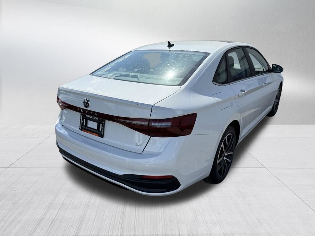 New 2026 Volkswagen Jetta SE FWD image 5