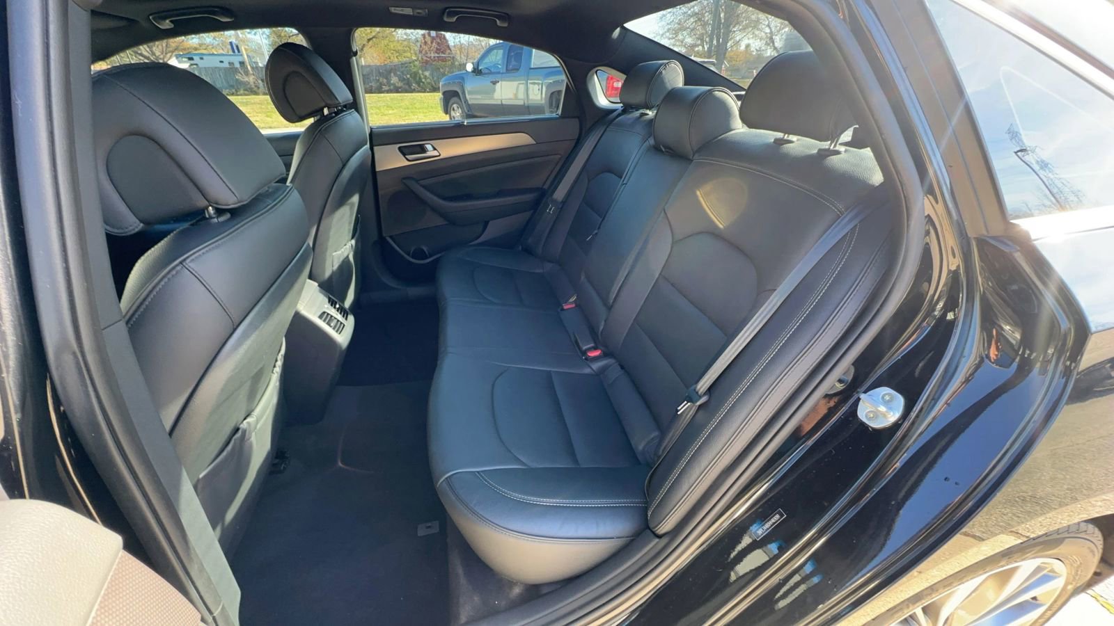 Used 2017 Hyundai Sonata Limited 2.0T image 15