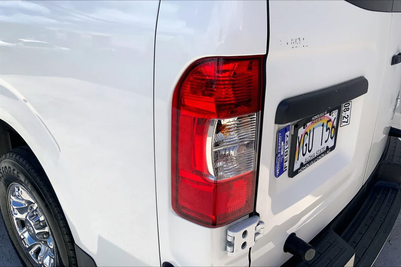 Used 2016 Nissan NV 3500 SV RWD image 31