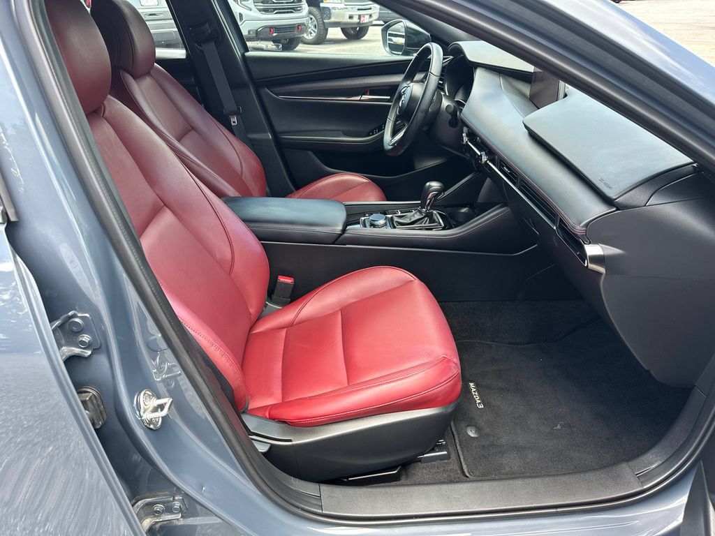 Used 2026 MAZDA MAZDA3 Carbon AWD/4WD image 13