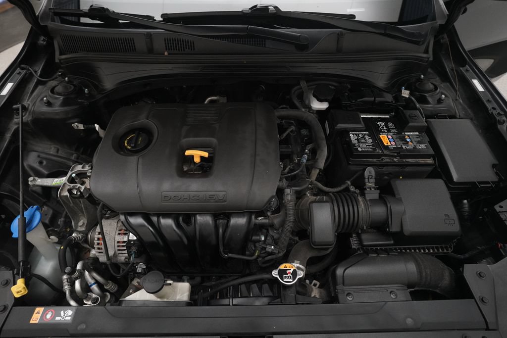 Used 2021 Kia Forte GT-Line w/ GT-Line Premium Package FWD image 3