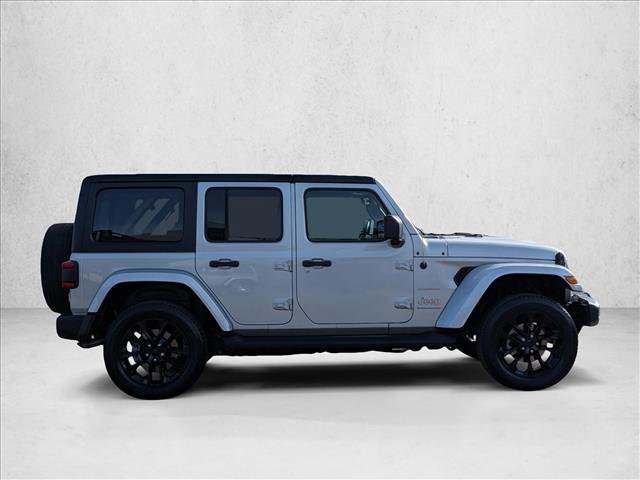Used 2023 Jeep Wrangler Unlimited Sahara w/ Cold Weather Group AWD/4WD image 4