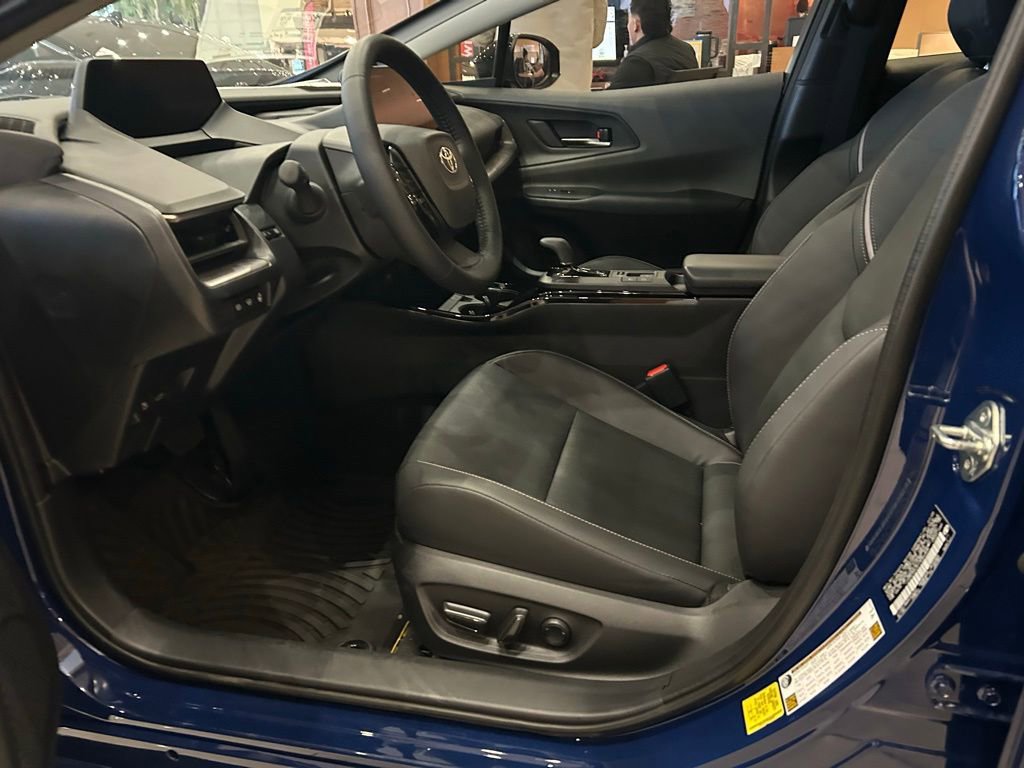 New 2026 Toyota Prius Limited FWD image 10