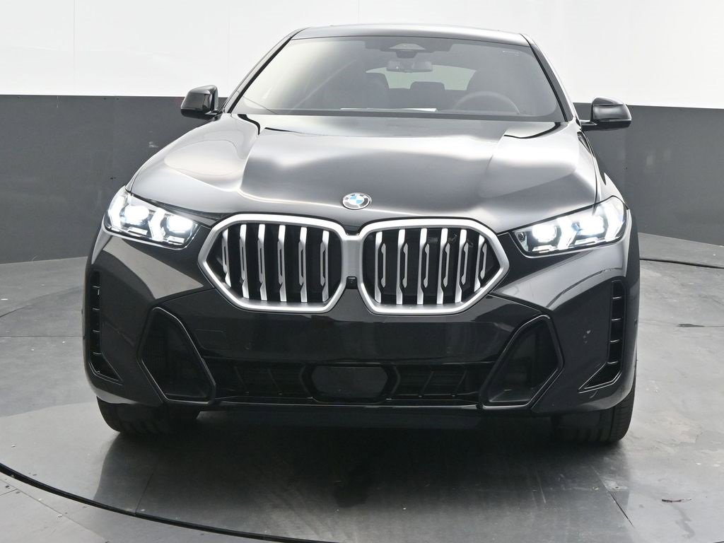 New 2026 BMW X6 xDrive40i w/ Premium Package image 2