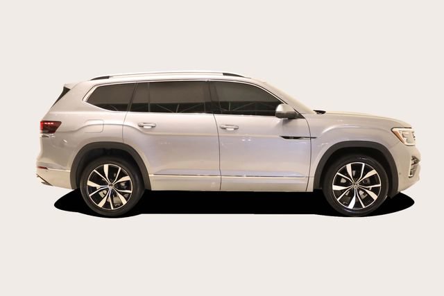 Used 2024 Volkswagen Atlas SEL Premium R-Line image 4